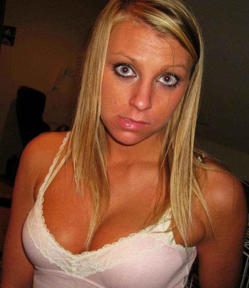 15P A guy's hot blonde GF does things a pornstar does for the camera like suck and r