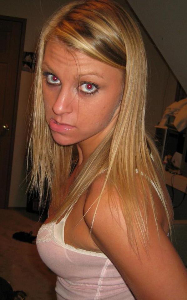 15P A guy's hot blonde GF does things a pornstar does for the camera like suck and r