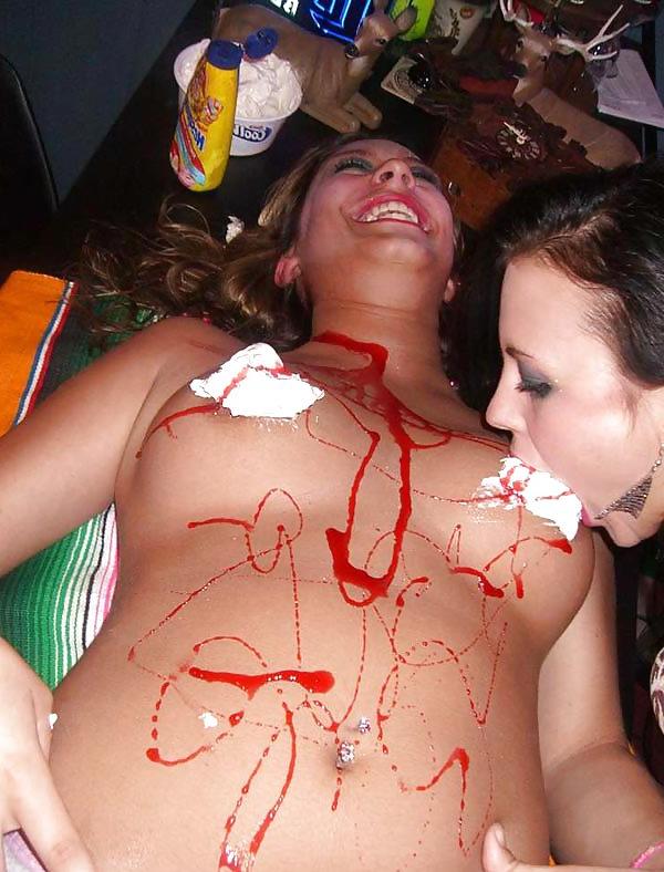 23P VERY HOT AMATEUR LESBIANS