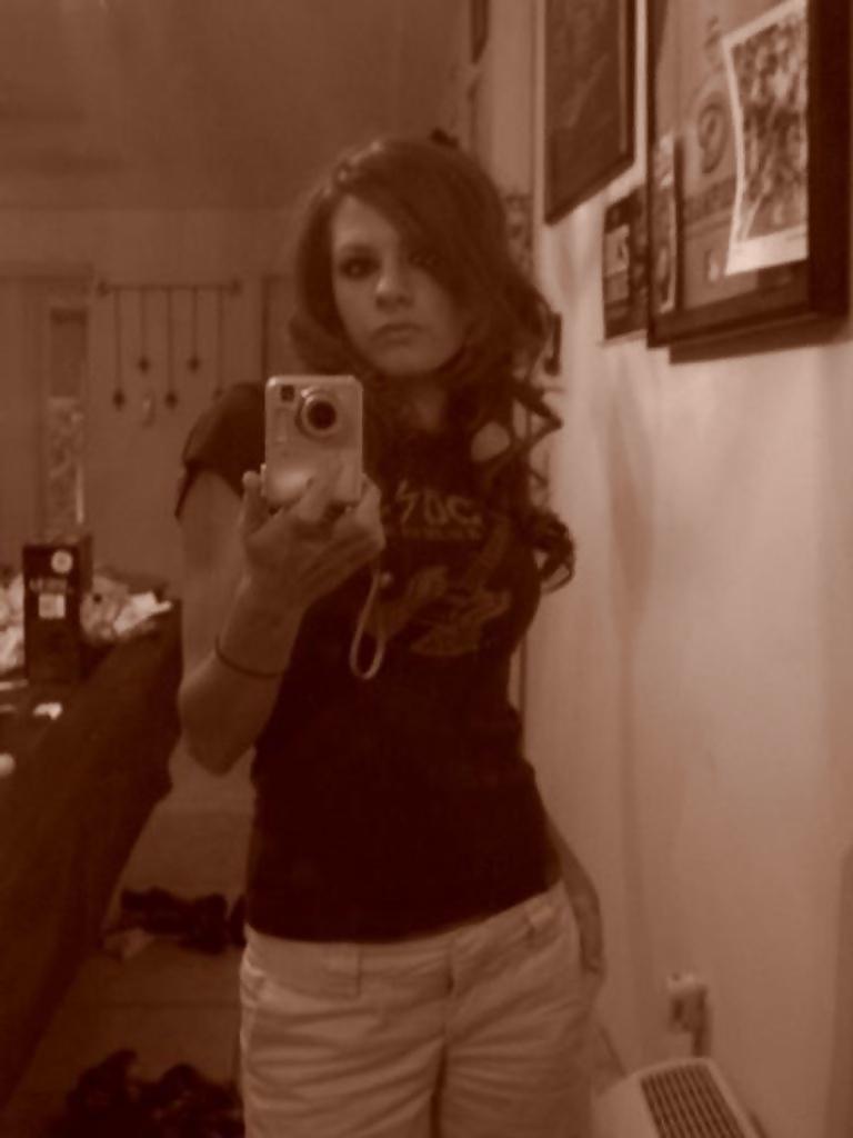25P Slim sexy teen amateur