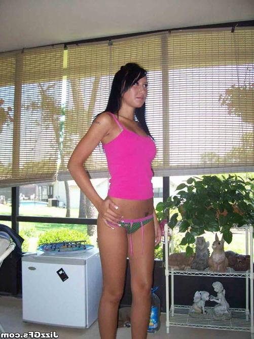 17P Asian amateur girl on blowjob action getting facial cum shot