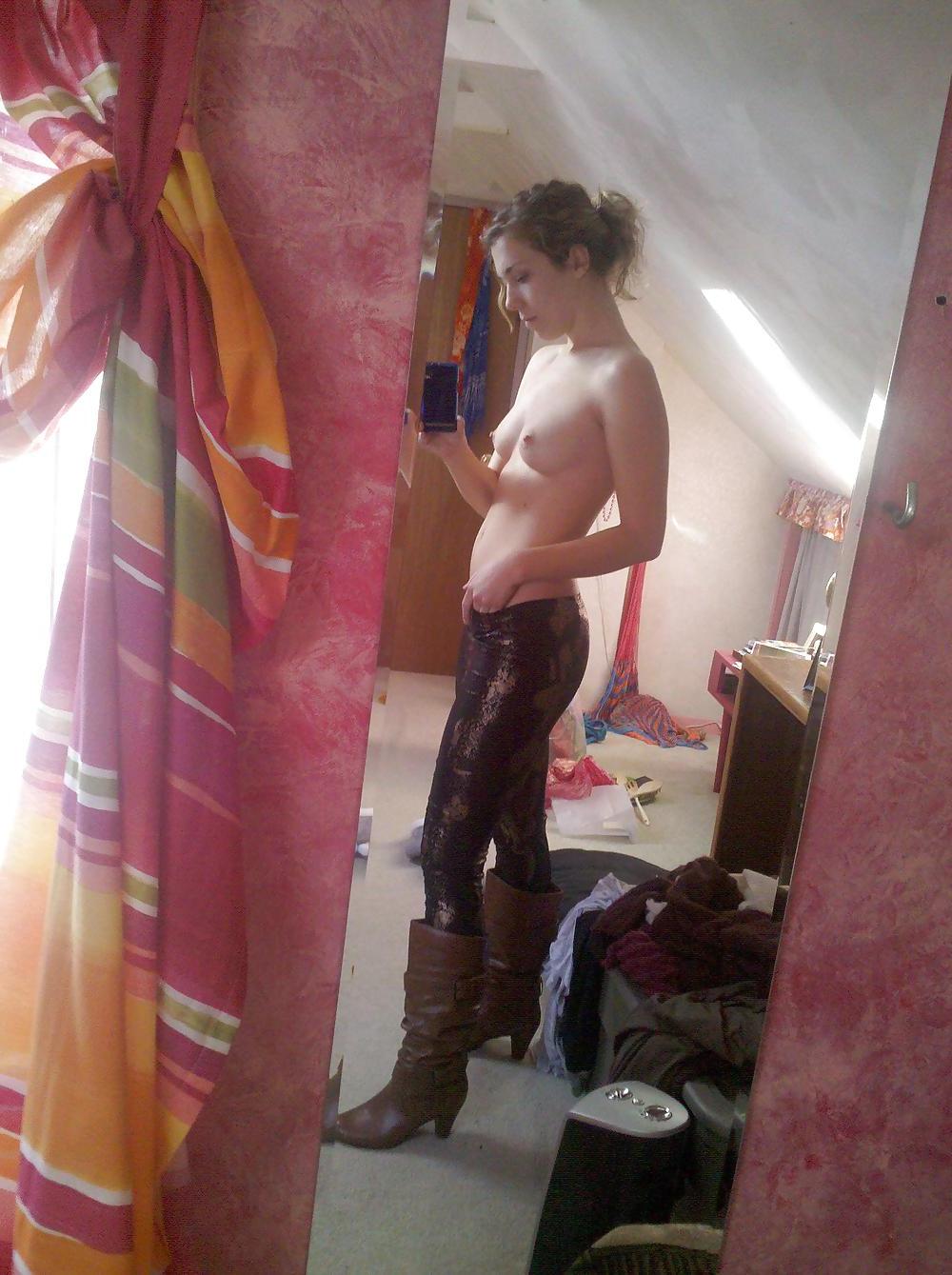 25P Teen amateur couple 2