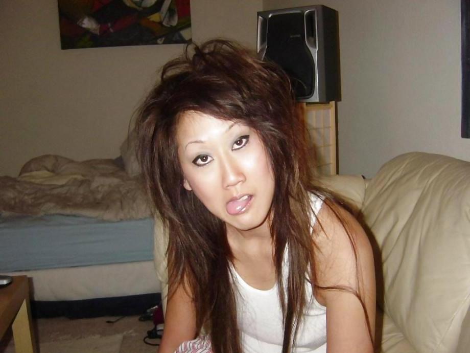 25P ASIAN AMATEUR HOTTIE