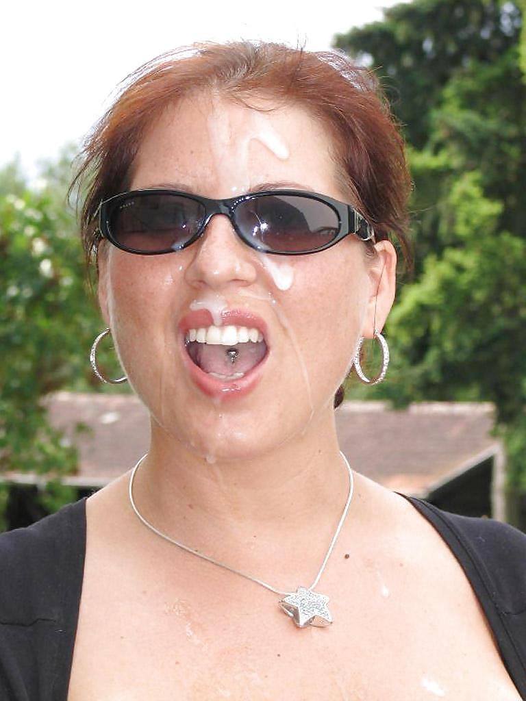 25P A Horny Amateur  French Milf!