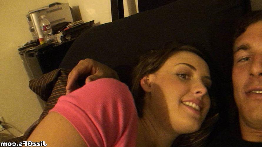 17P Amateur brunette giving wet blowjob in huge hard dick