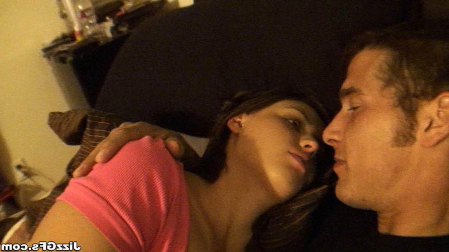 17P Amateur brunette giving wet blowjob in huge hard dick