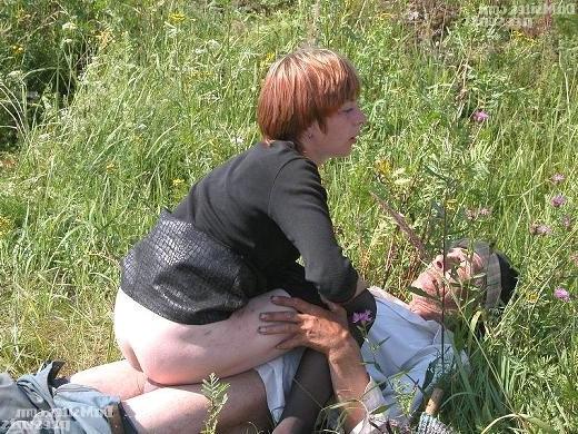 16P Lonely lady grants herself to a dirty freak