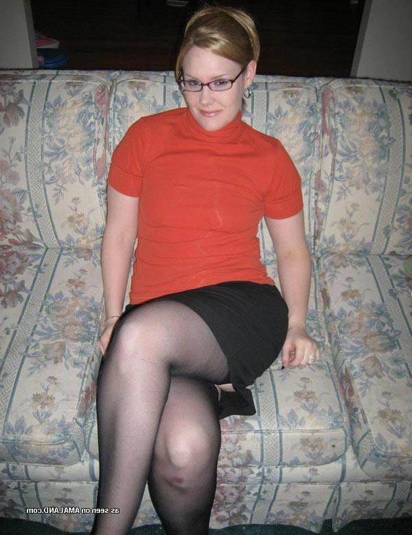 15P Horny amateur girl sucking on cock for cum