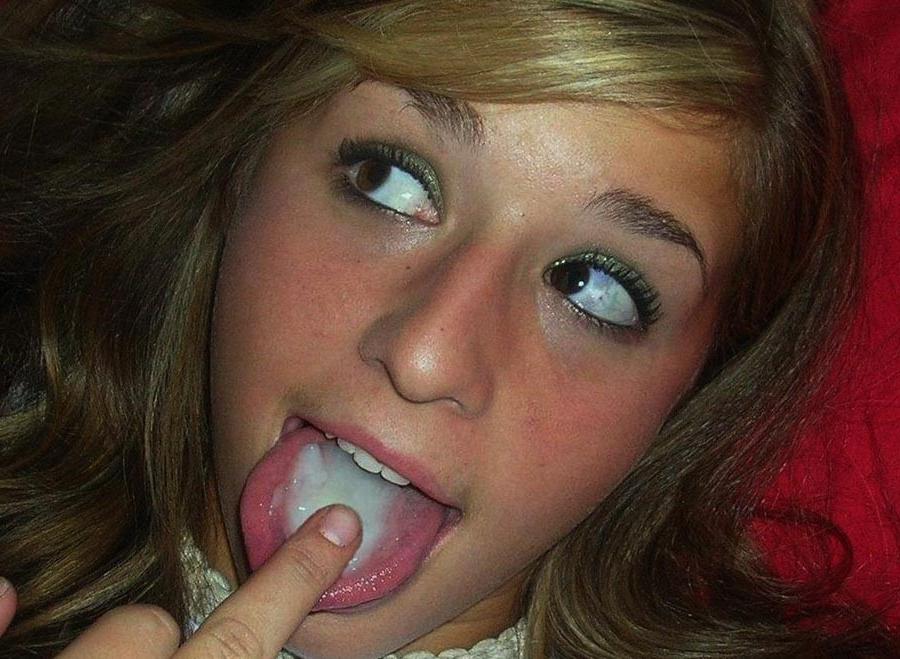 15P Real amateur girlfriends taking cumshots