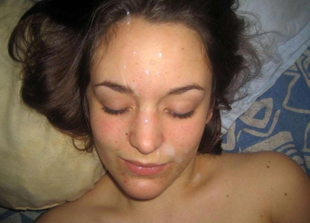 15P Real amateur girlfriends taking facials