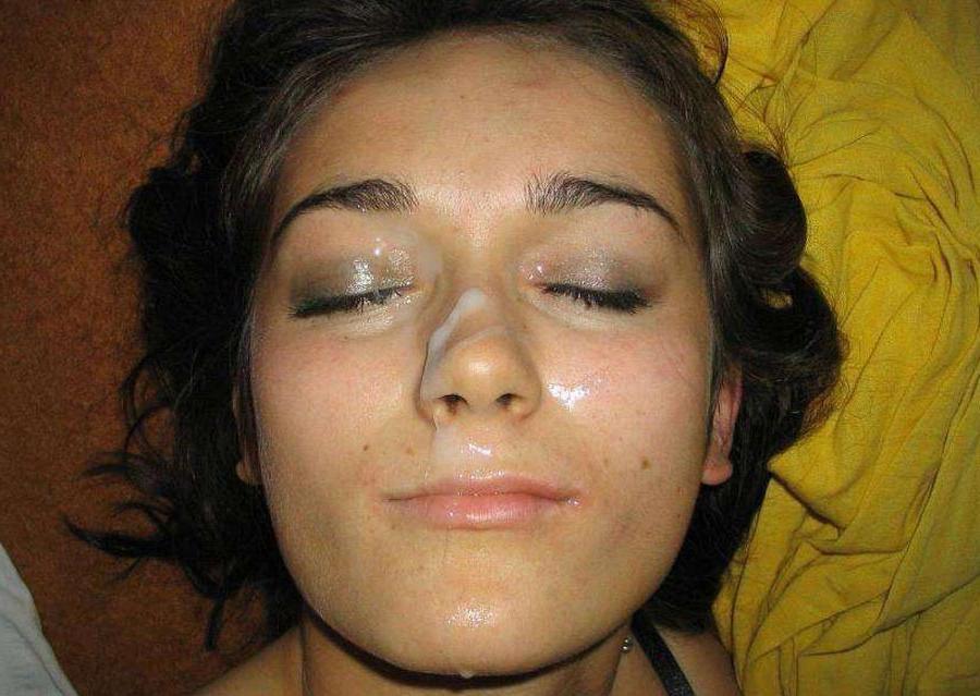 15P Real amateur girlfriends taking facials