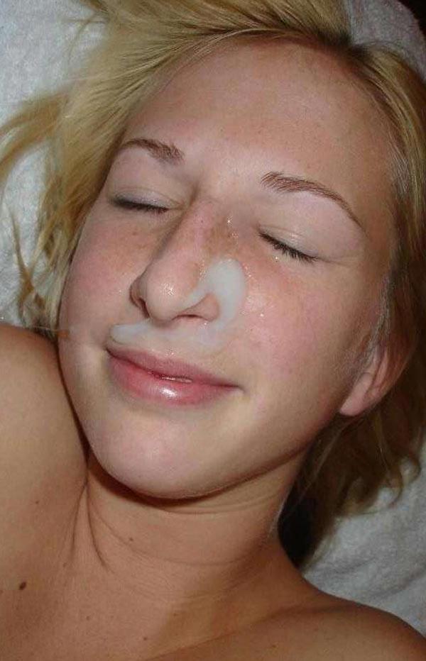 15P Real amateur girlfriends taking facials