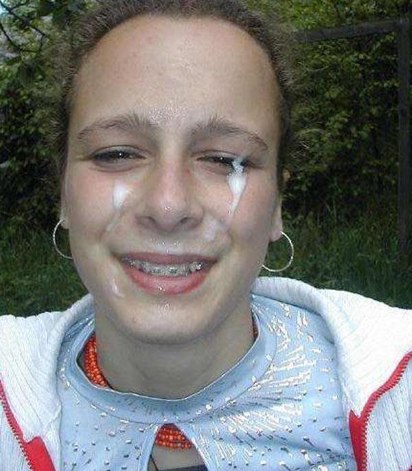 15P Real amateur girlfriends taking facials