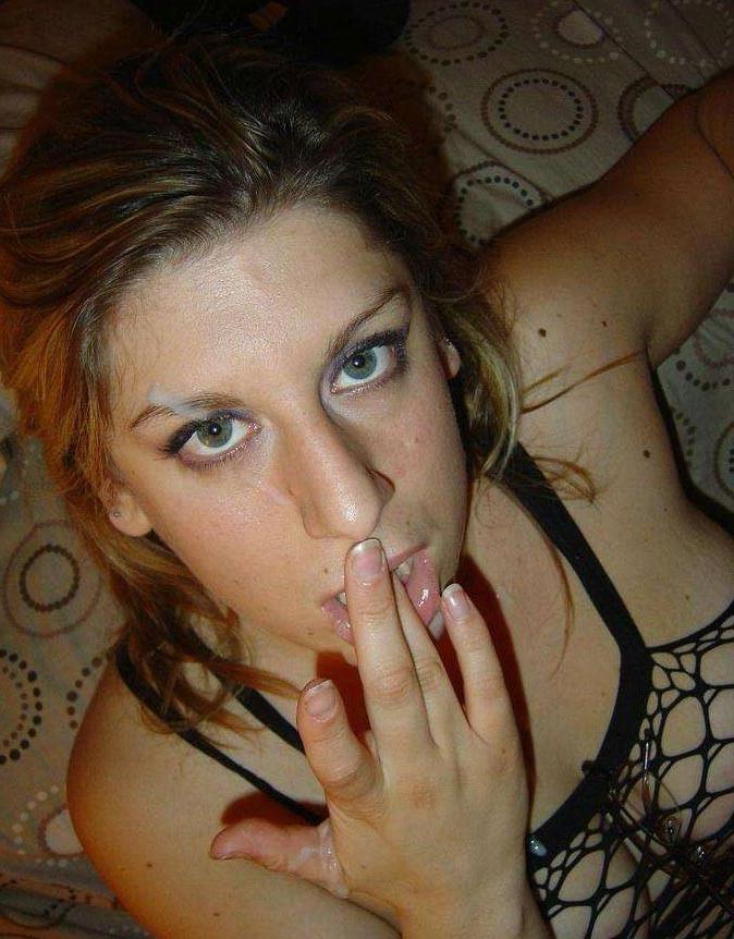 15P Real amateur girlfriends taking messy facials