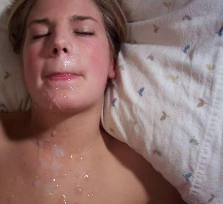 14P Real amateur girlfriends taking messy facials