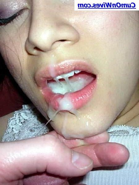 15P Real amateur wives taking messy facials
