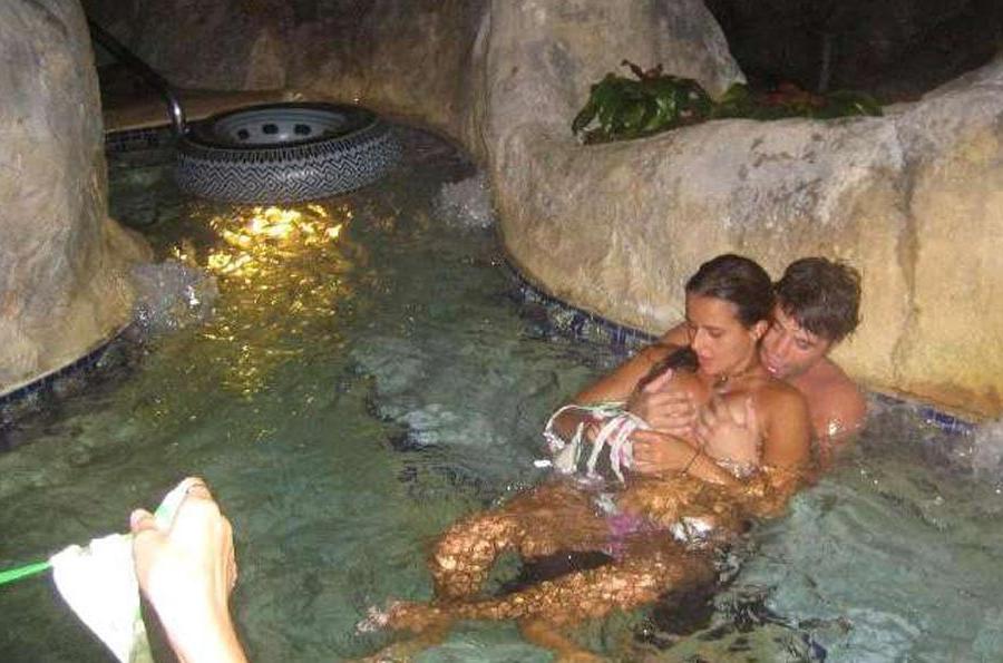 15P Really drunk amateur girlfriends going wild
