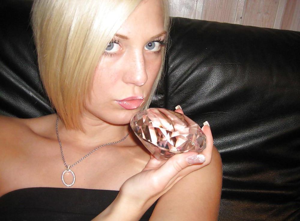 25P BELGIUM AMATEUR - BLONDE & HORNY