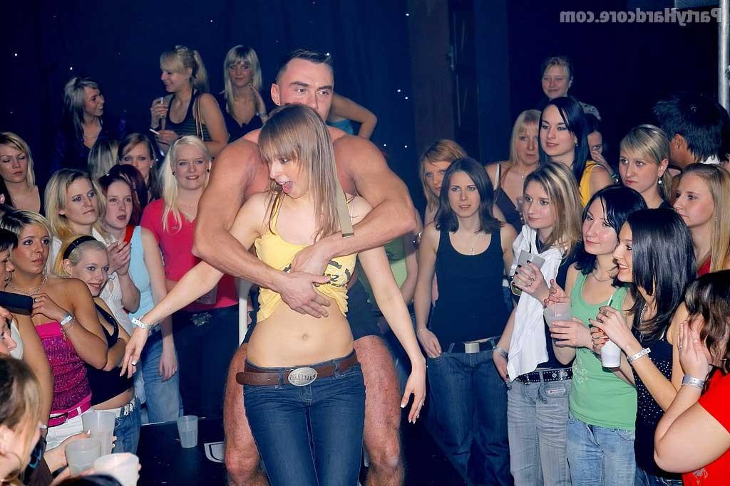 16P Party hardcore whit amateur chickes fucking