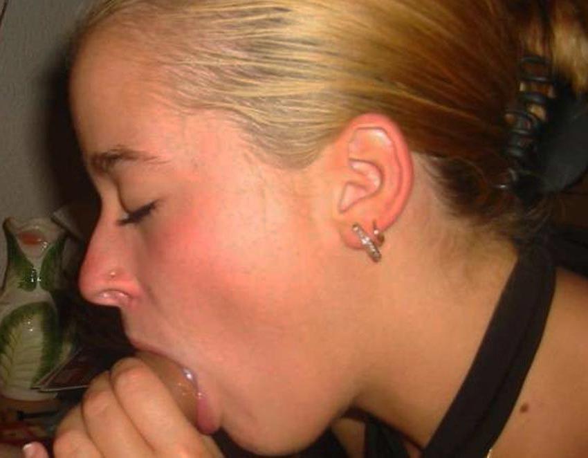 15P Real amateur girlfriends giving blowjobs