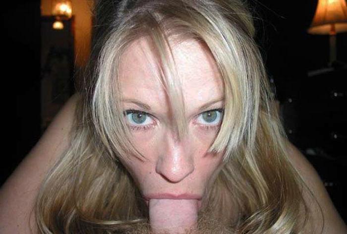 15P Real amateur girlfriends sucking cock