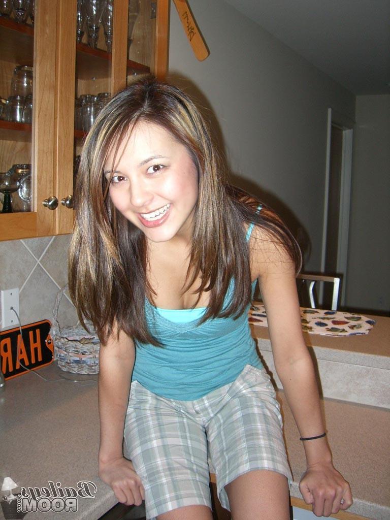 16P Real amateur teen girl topless in kitchen