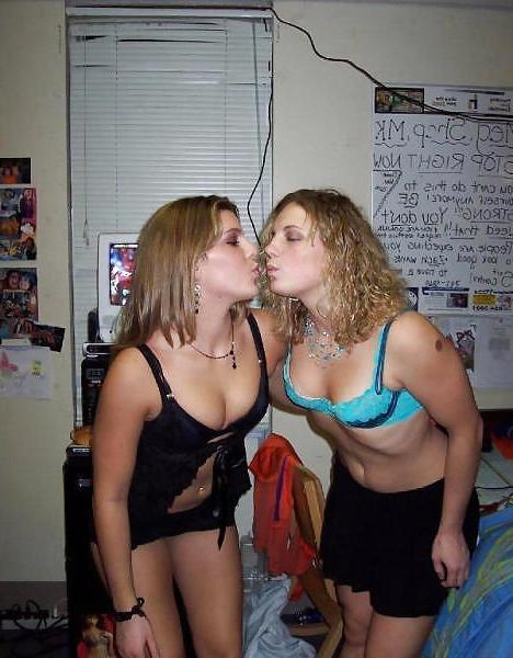 15P HH-Lovers amateur babes