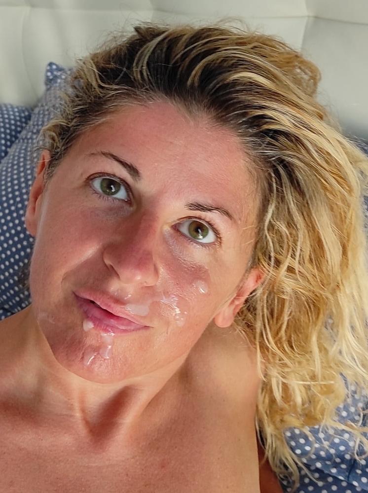 15P Scarlett blows, gets facial and shows her cunt