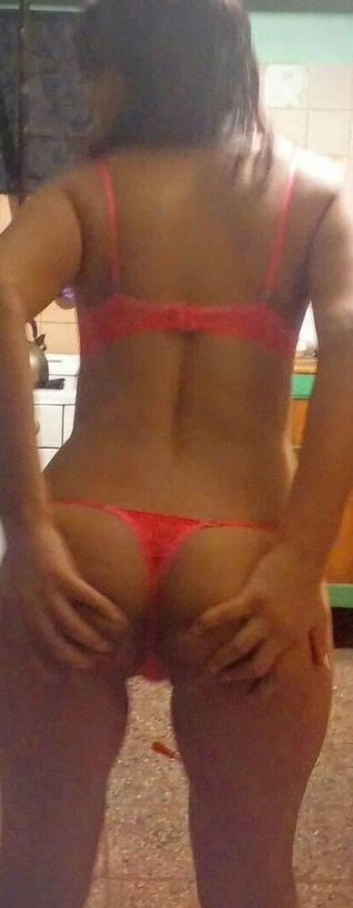 25P Val Milf Slut Exposed
