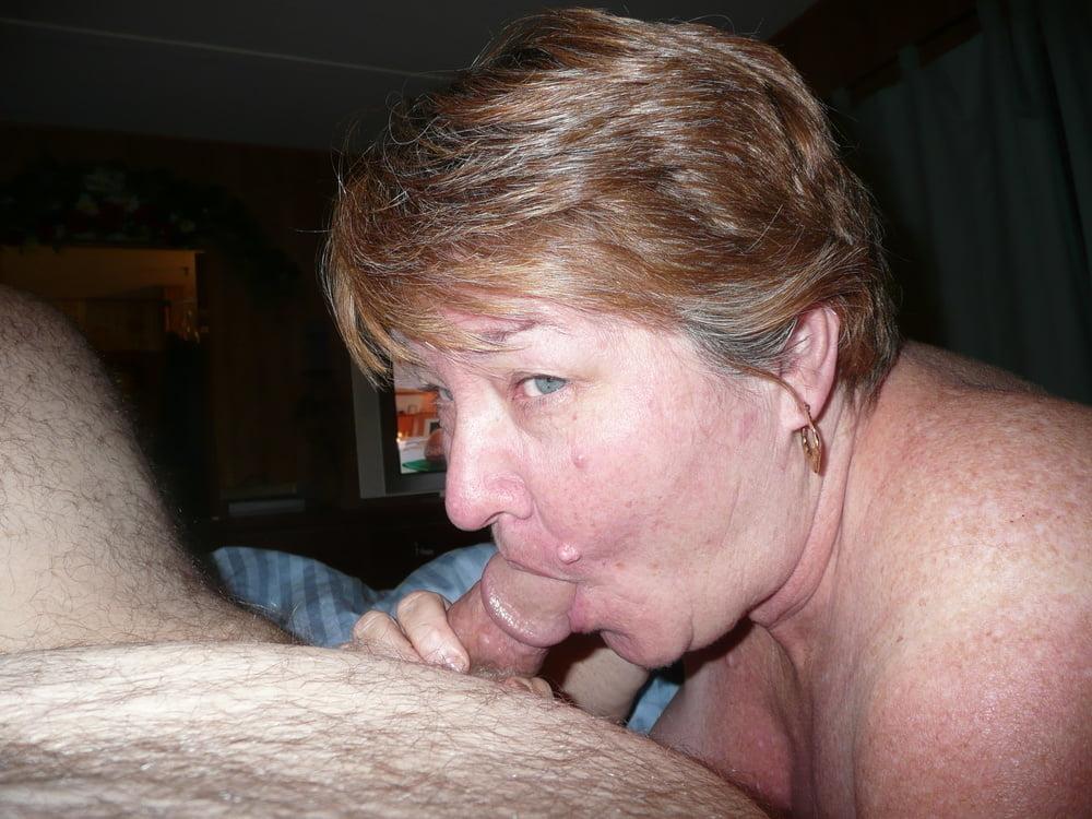 25P Older and hot 279 (Blowjob)