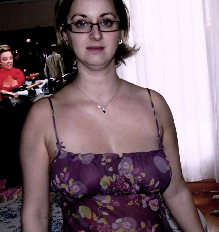 25P Laura,34 hot slut
