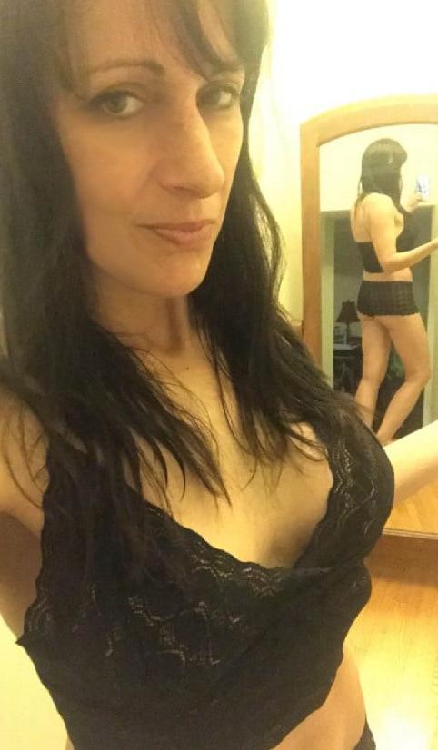21P Divorced Angie Exposed as a Slut