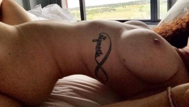 21P Red Headed Wife Exposed Sucking COck