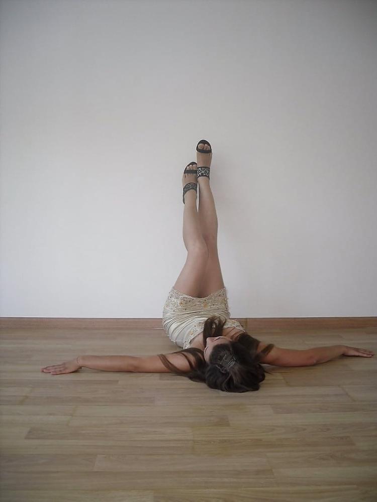 25P Sexy brunette Teen has Fun at Home