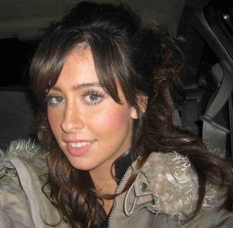 25P Beautiful brunette cocksucker from Texas