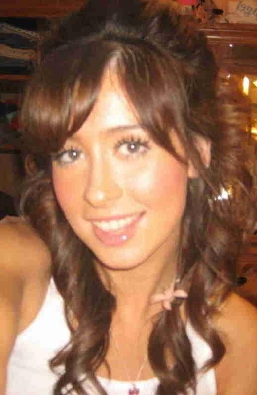25P Beautiful brunette cocksucker from Texas