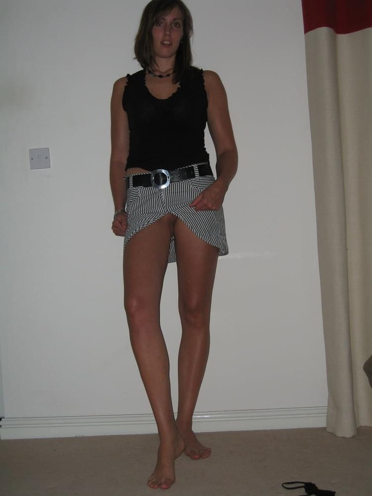 25P WNE 953 - Skinny Brit Slut
