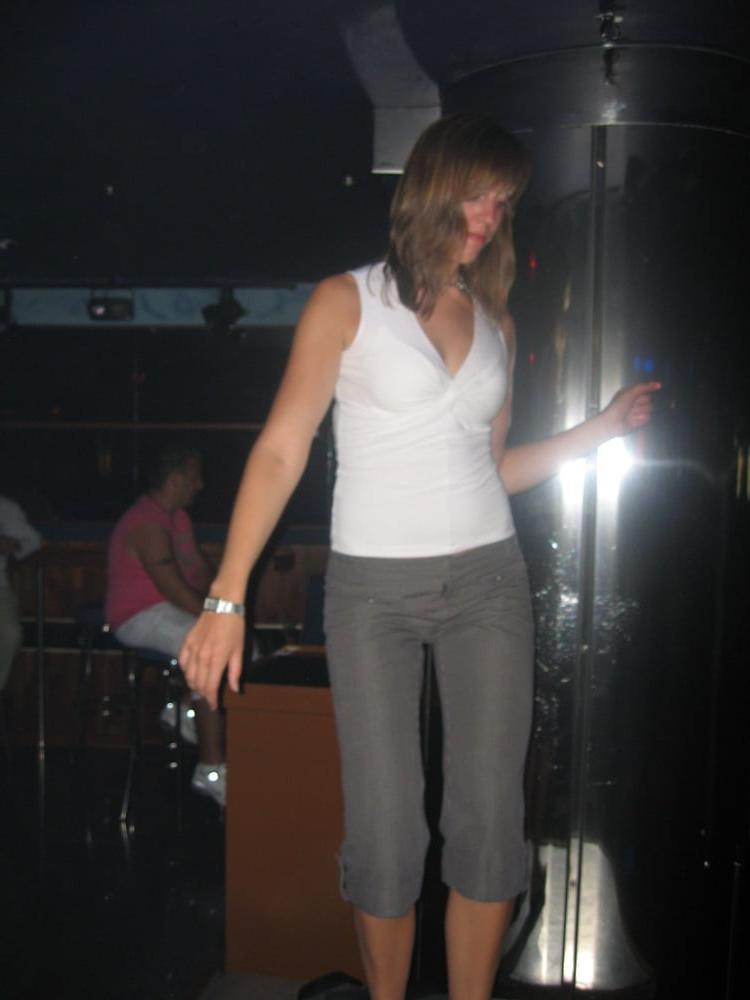 25P WNE 953 - Skinny Brit Slut