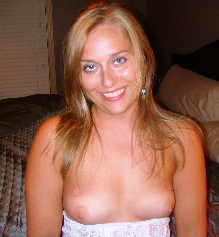 25P Exposed MILF Wife Dixie Lynn