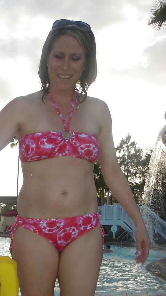 25P Exposed MILF Wife