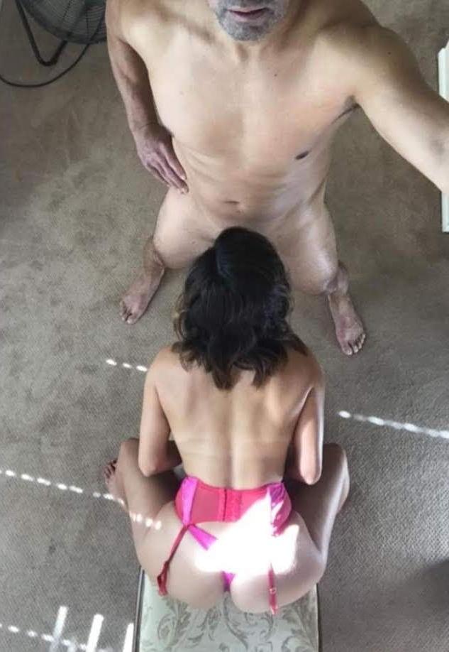 25P Wife Next Door Exposed as Slut