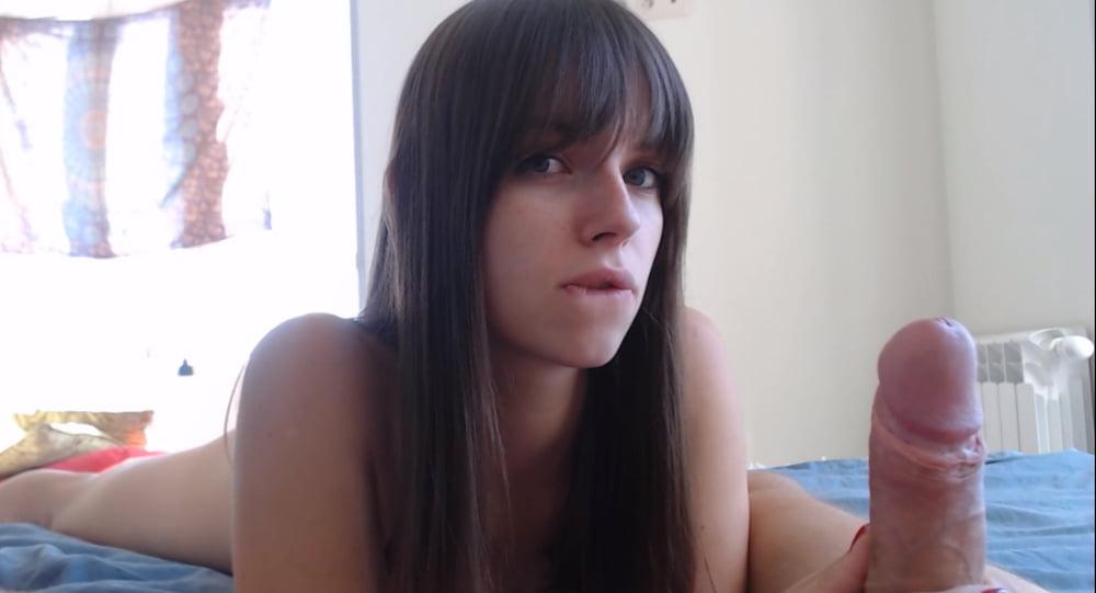 22P Blowjob - Beautiful Brunette Cocksucker