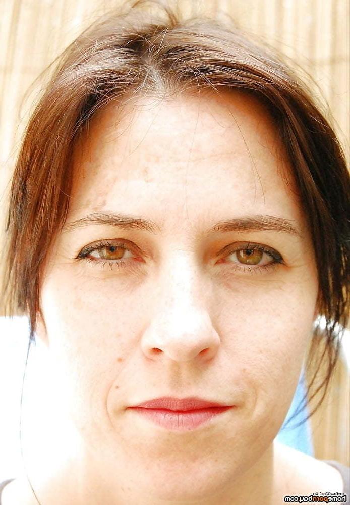 25P Beautiful Wife