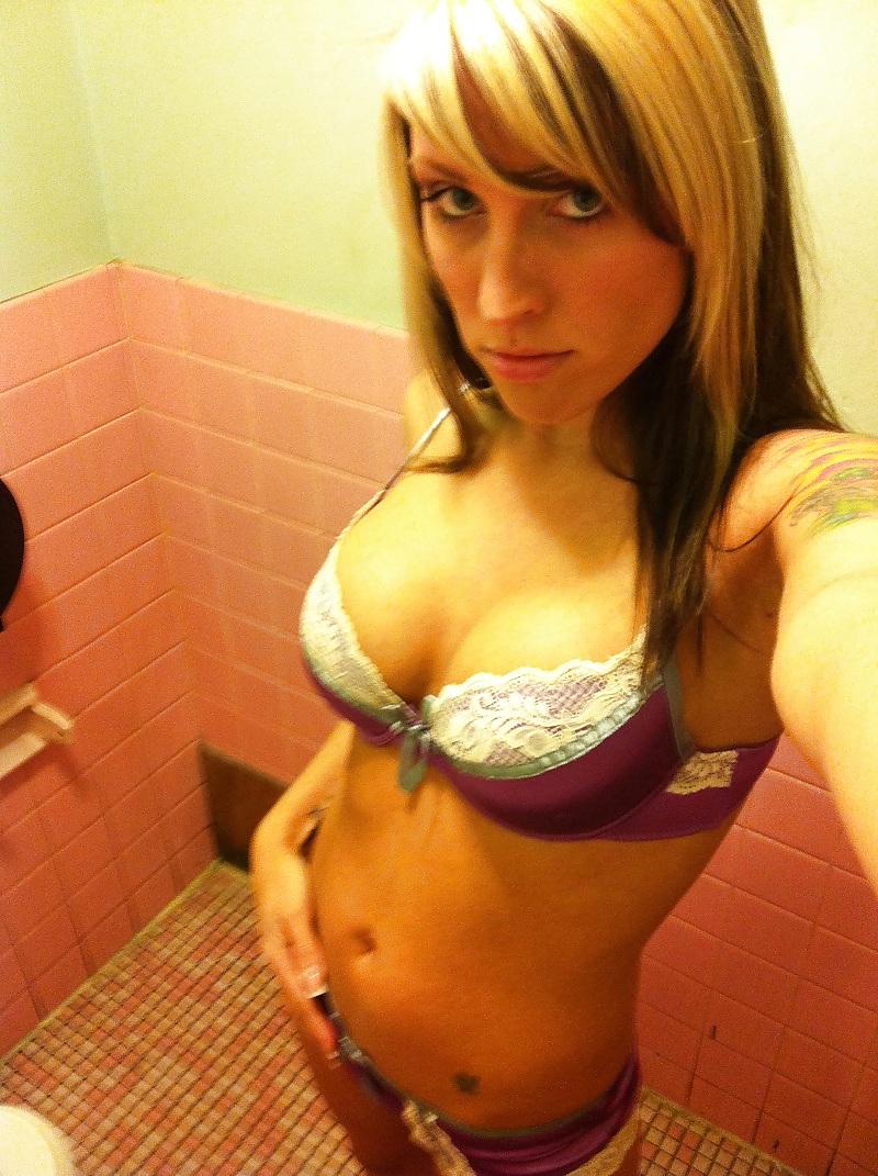 25P NEW real amateur (mostly busty) pics