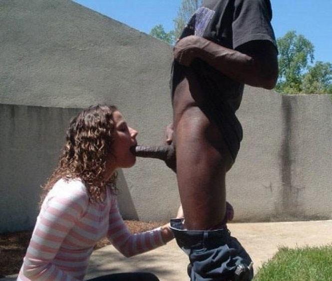 25P Pics 2499 - No Need To Strip