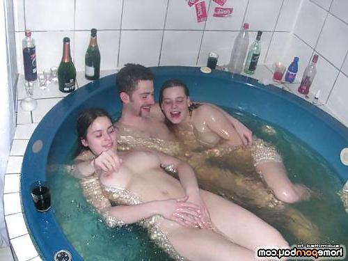 25P Amateur sex party