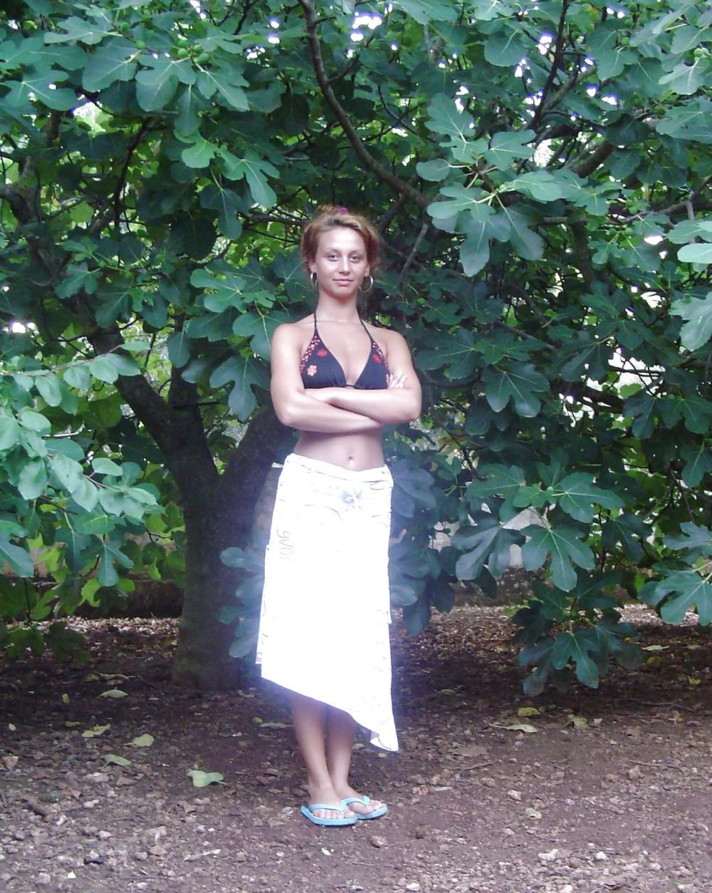 25P AMATEUR-MÄDCHEN IM DESSOUS-SET