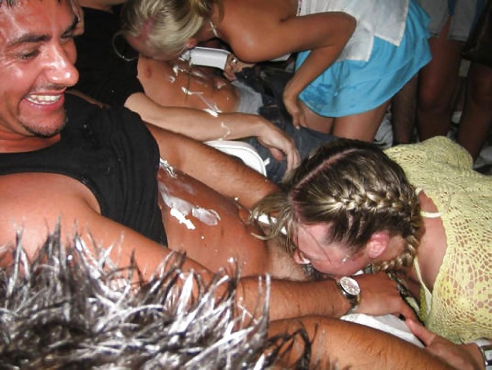 18P Amateur Blowjob Competition #rec Public Group Sex