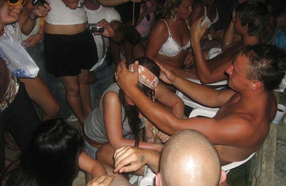 18P Amateur Blowjob Competition #rec Public Group Sex