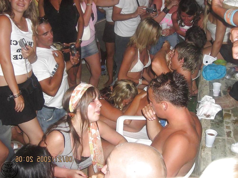 18P Amateur Blowjob Competition #rec Public Group Sex